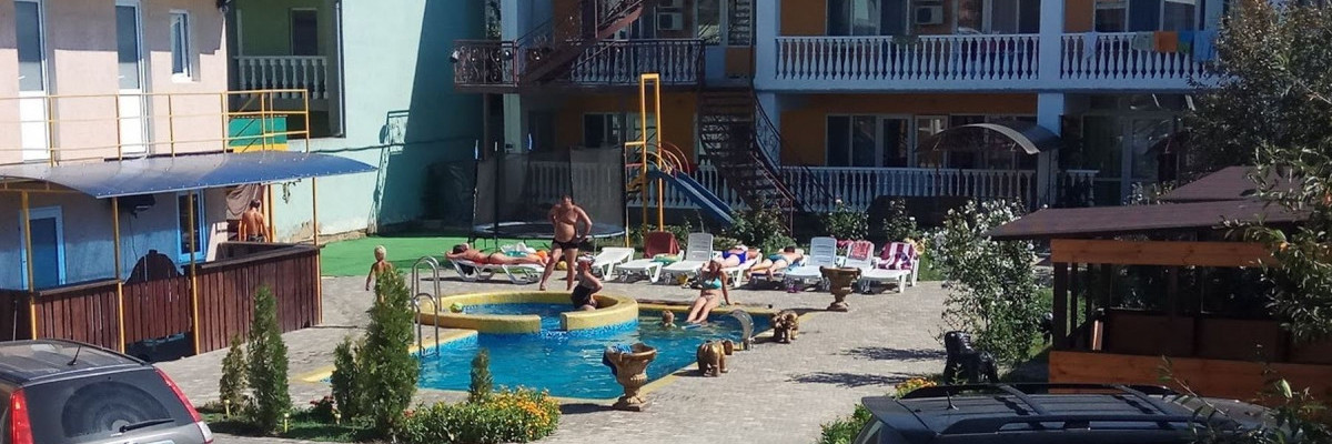 Отдых в поселке Золотой Крым1601125770